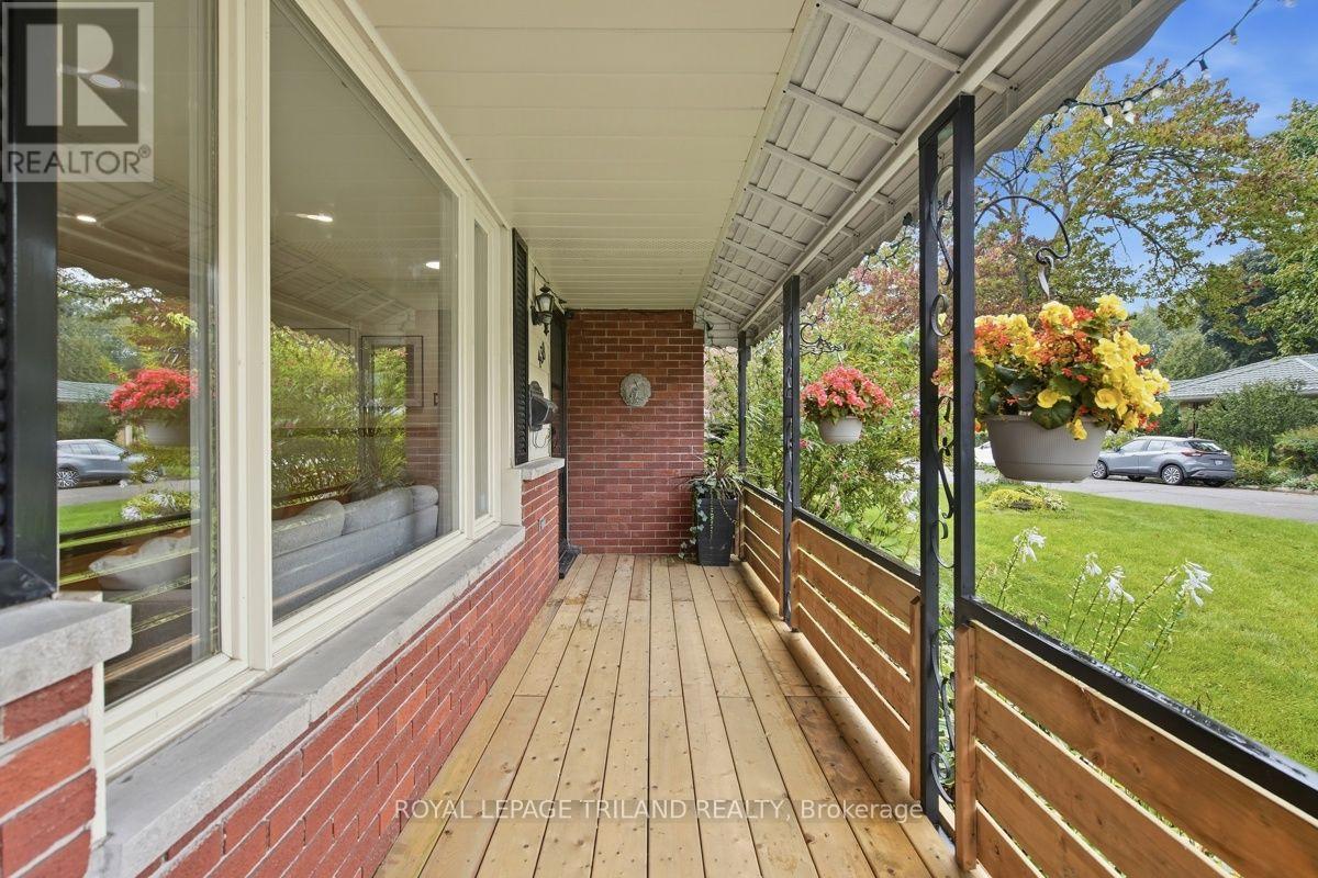 438 Magnolia Crescent, London East, Ontario  N5Y 4S9 - Photo 4 - X13813664