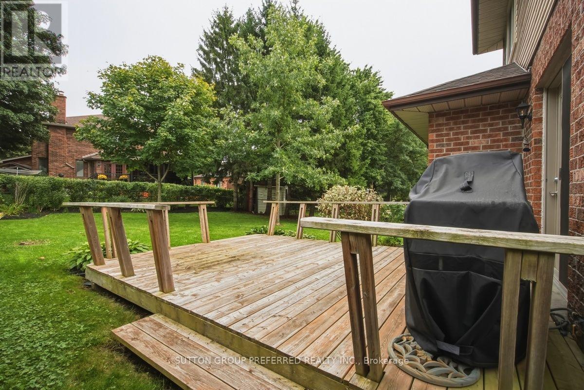 668 Country Club Drive, London South, Ontario  N6C 5R1 - Photo 44 - X13813772