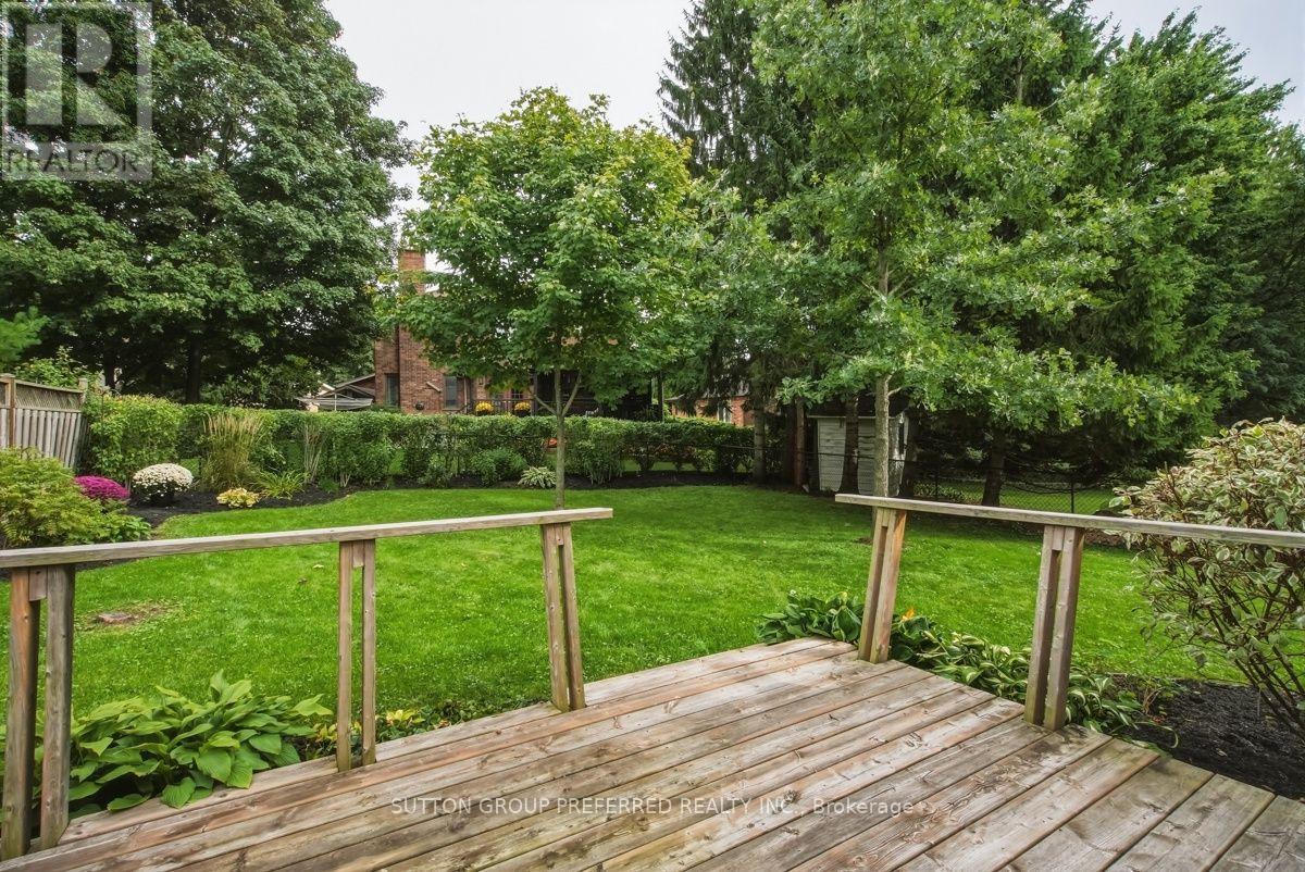 668 Country Club Drive, London South, Ontario  N6C 5R1 - Photo 46 - X13813772