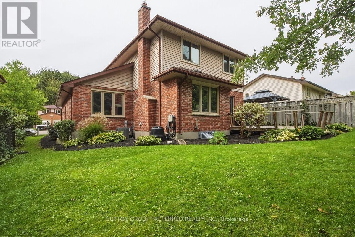 668 Country Club Drive, London South, Ontario  N6C 5R1 - Photo 48 - X13813772