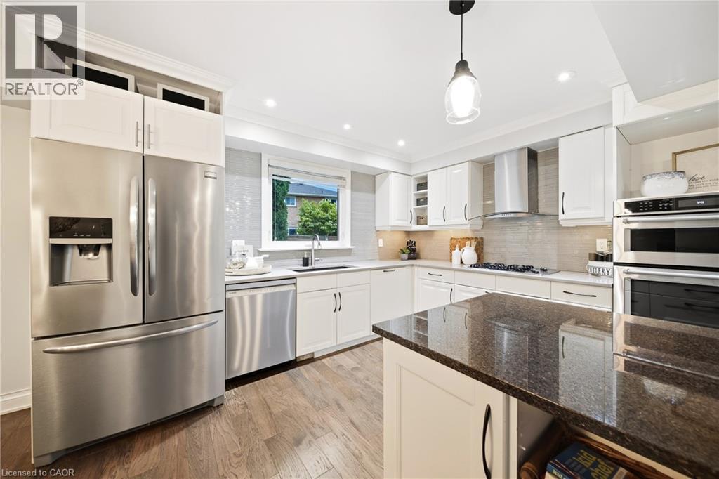 3277 Woodside Avenue, Burlington, Ontario  L7M 2R9 - Photo 17 - 40864559