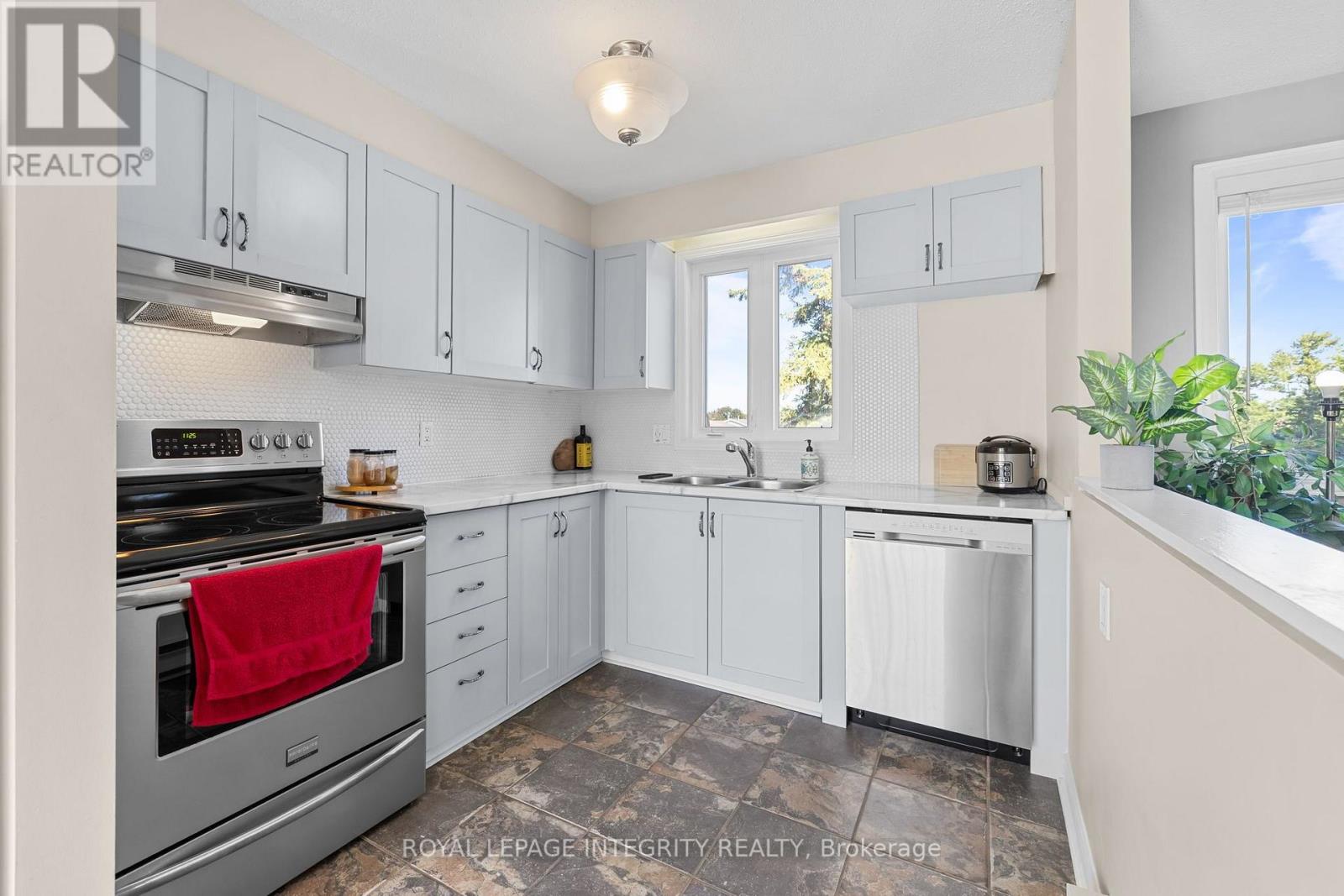 5 - 10 Castlegreen Private, Ottawa, Ontario  K1T 3N2 - Photo 14 - X13813586