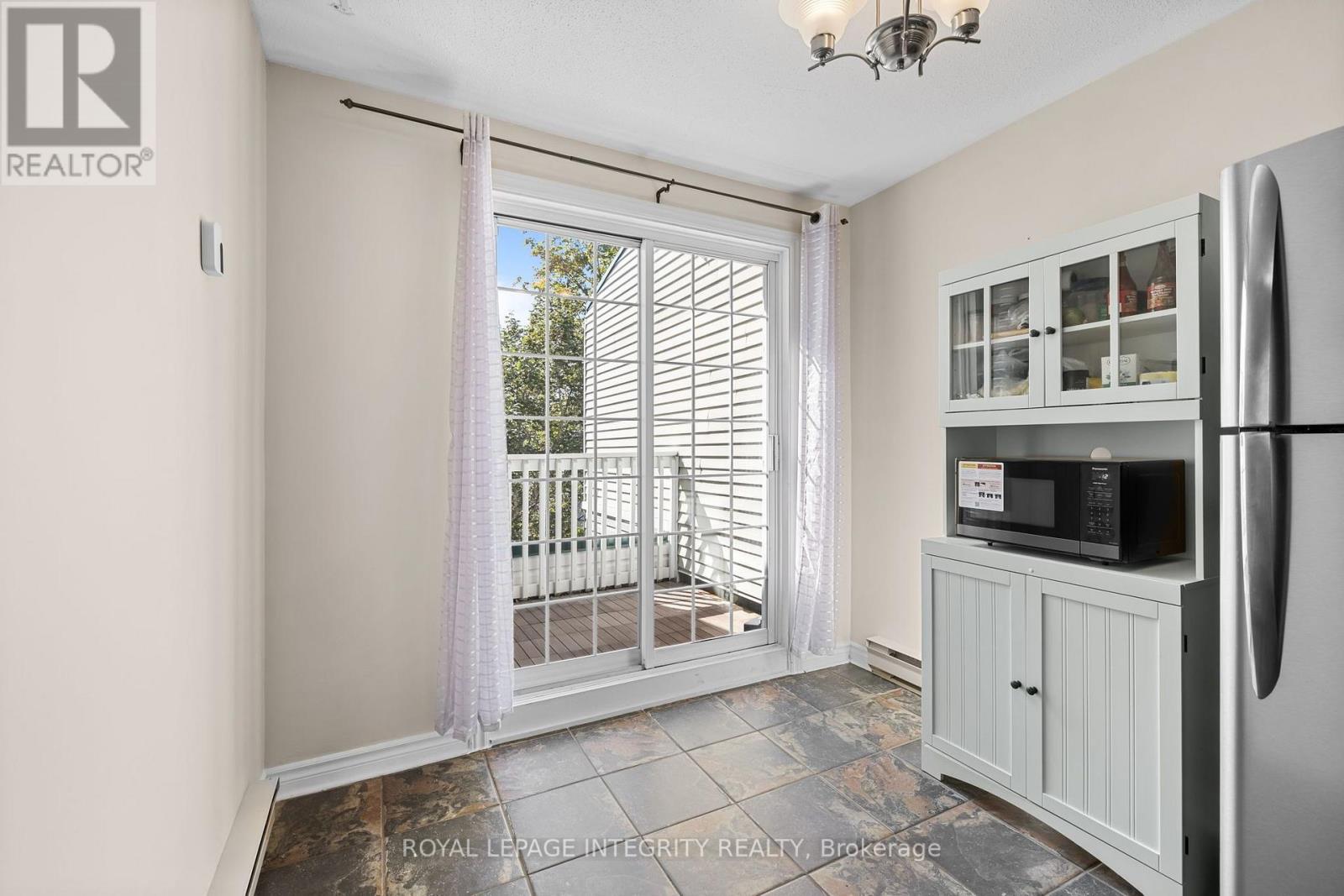 5 - 10 Castlegreen Private, Ottawa, Ontario  K1T 3N2 - Photo 17 - X13813586
