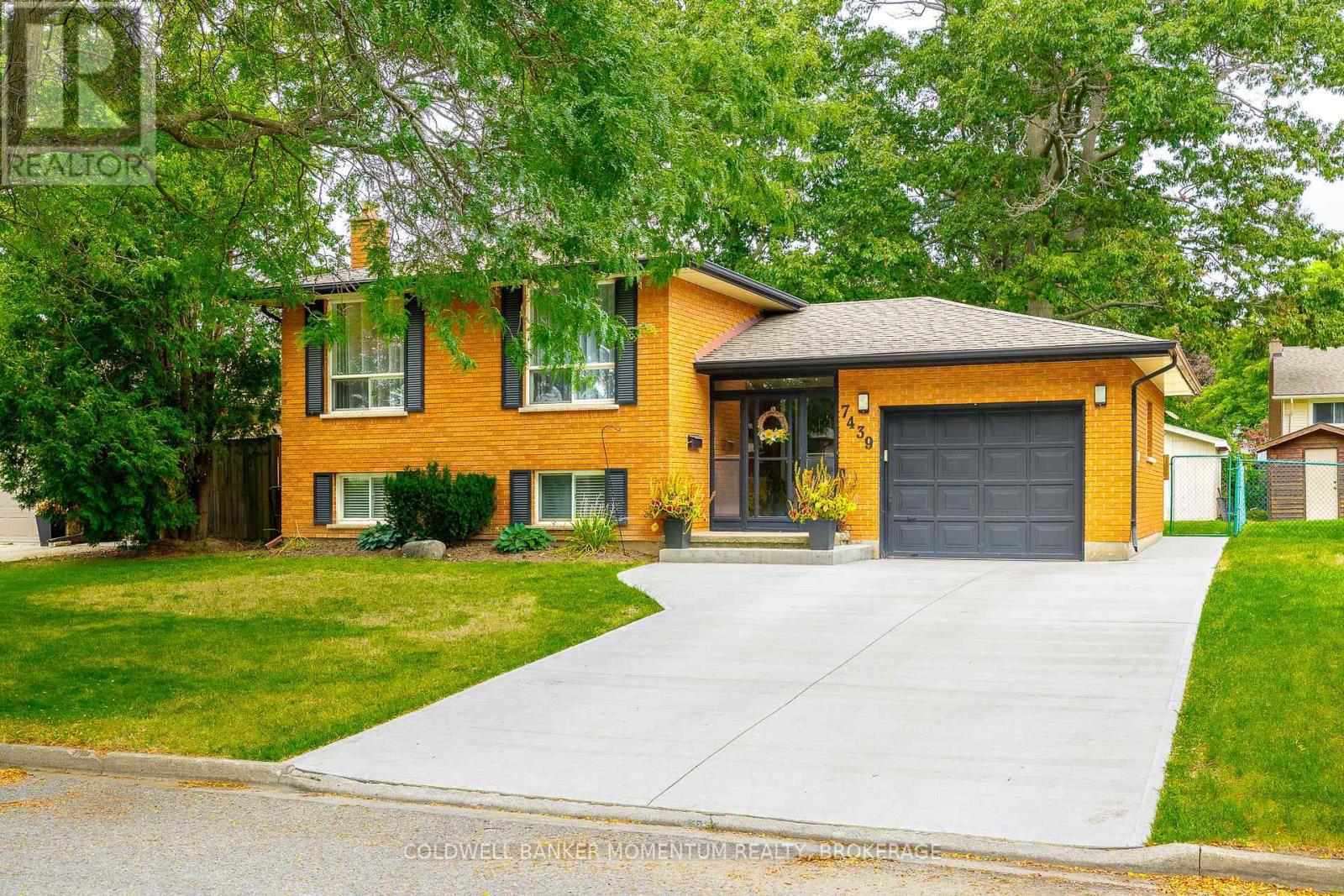 7439 NASRULLAH CRESCENT, niagara falls (west wood), Ontario