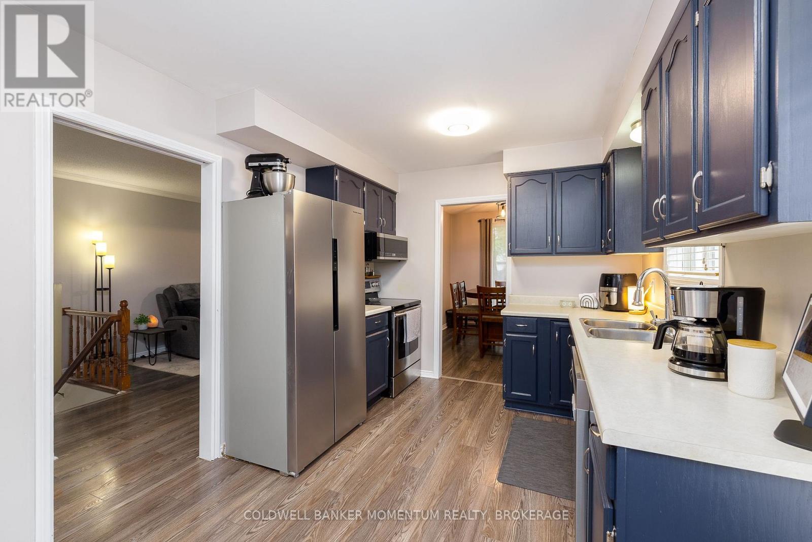 7439 Nasrullah Crescent, Niagara Falls (West Wood), Ontario L2H 2M4 - Photo 9 - X13813656