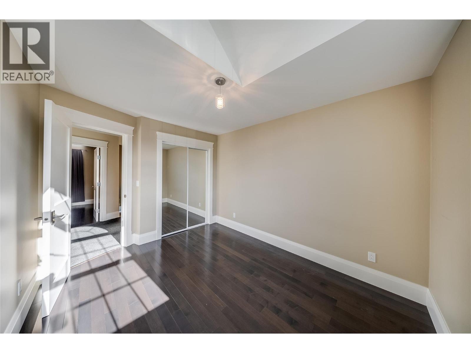 3732 5th Avenue, Castlegar, British Columbia V1N 4Y4 - Photo 35 - 10400666