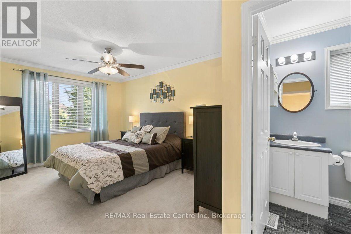2524 Logan Avenue, Oakville, Ontario  L6H 6S2 - Photo 23 - W13813786