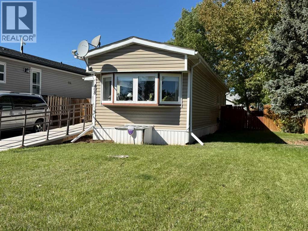 408 3 Street N, Vulcan, Alberta