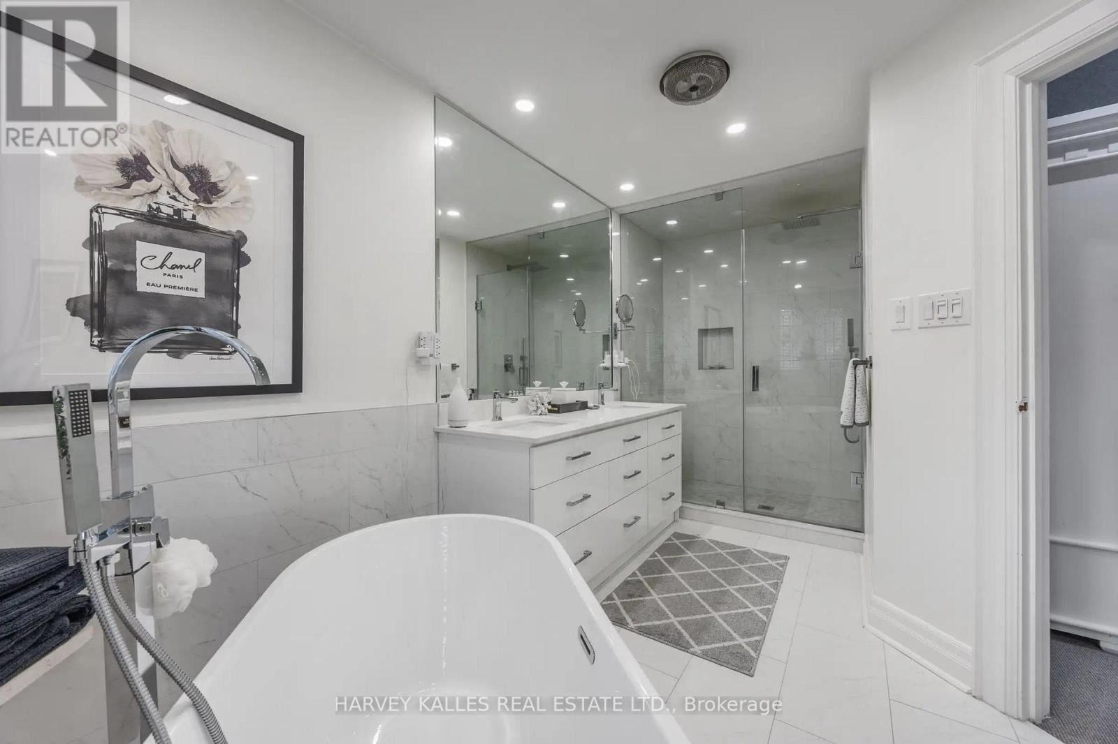 141 Old Forest Hill Road, Toronto, Ontario  M5N 2N7 - Photo 37 - C13813608