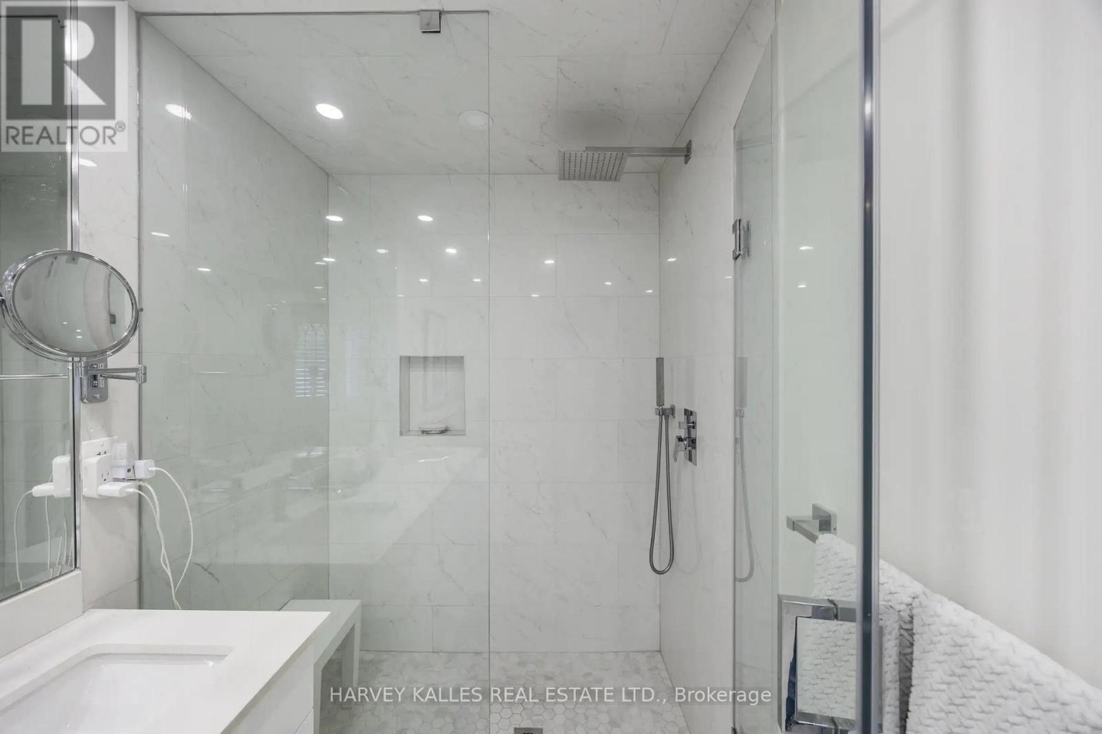 141 Old Forest Hill Road, Toronto, Ontario  M5N 2N7 - Photo 38 - C13813608