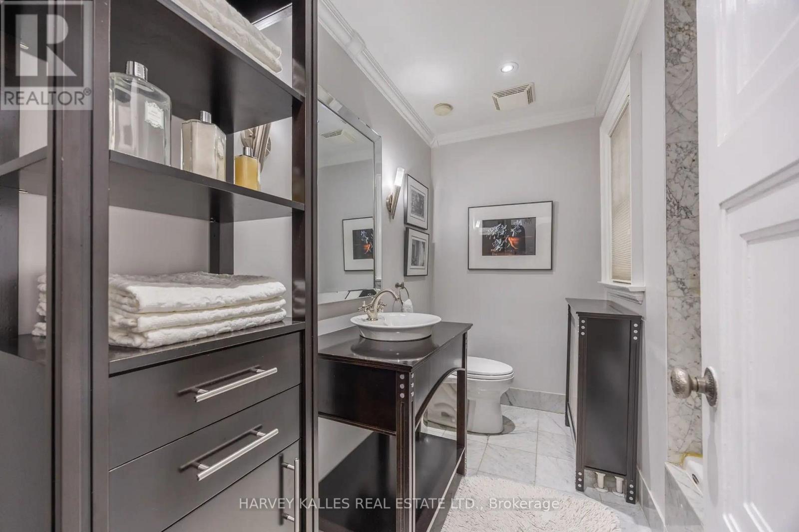 141 Old Forest Hill Road, Toronto, Ontario  M5N 2N7 - Photo 44 - C13813608