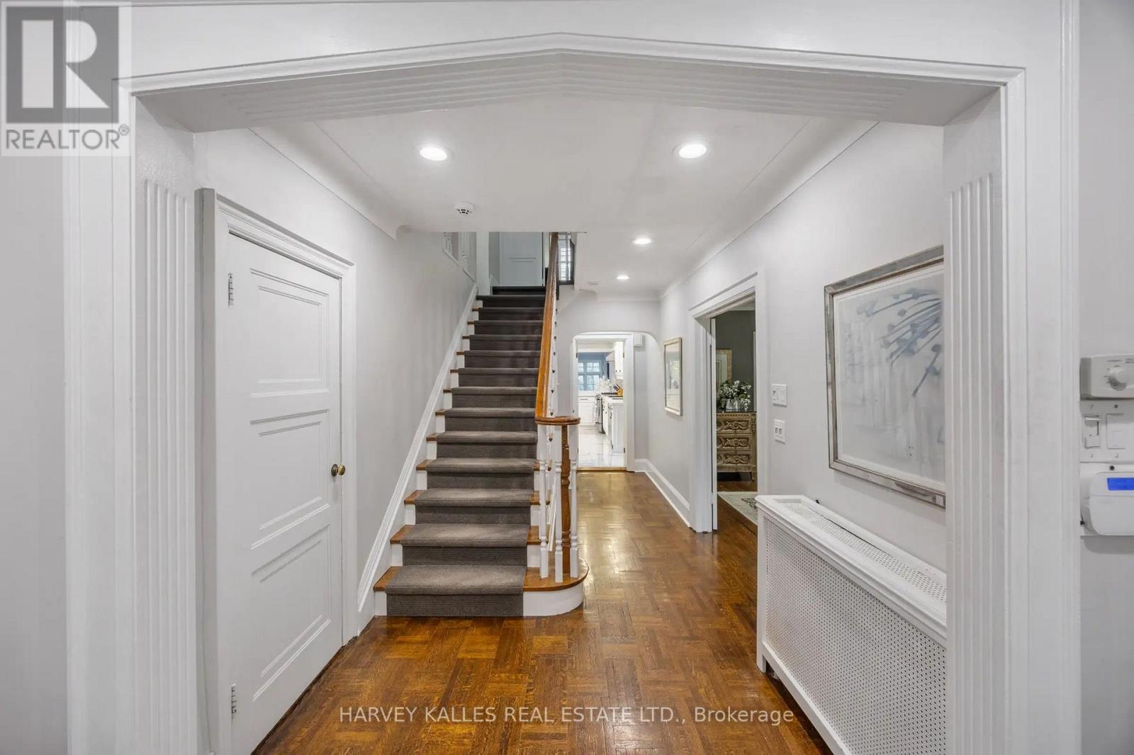 141 Old Forest Hill Road, Toronto, Ontario  M5N 2N7 - Photo 6 - C13813608