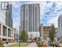 1206 - 8 HILLCREST AVENUE, Toronto, Ontario