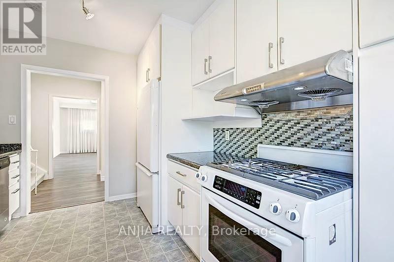 Upper - 80 Alamosa Drive, Toronto, Ontario  M2J 2N9 - Photo 8 - C13813758