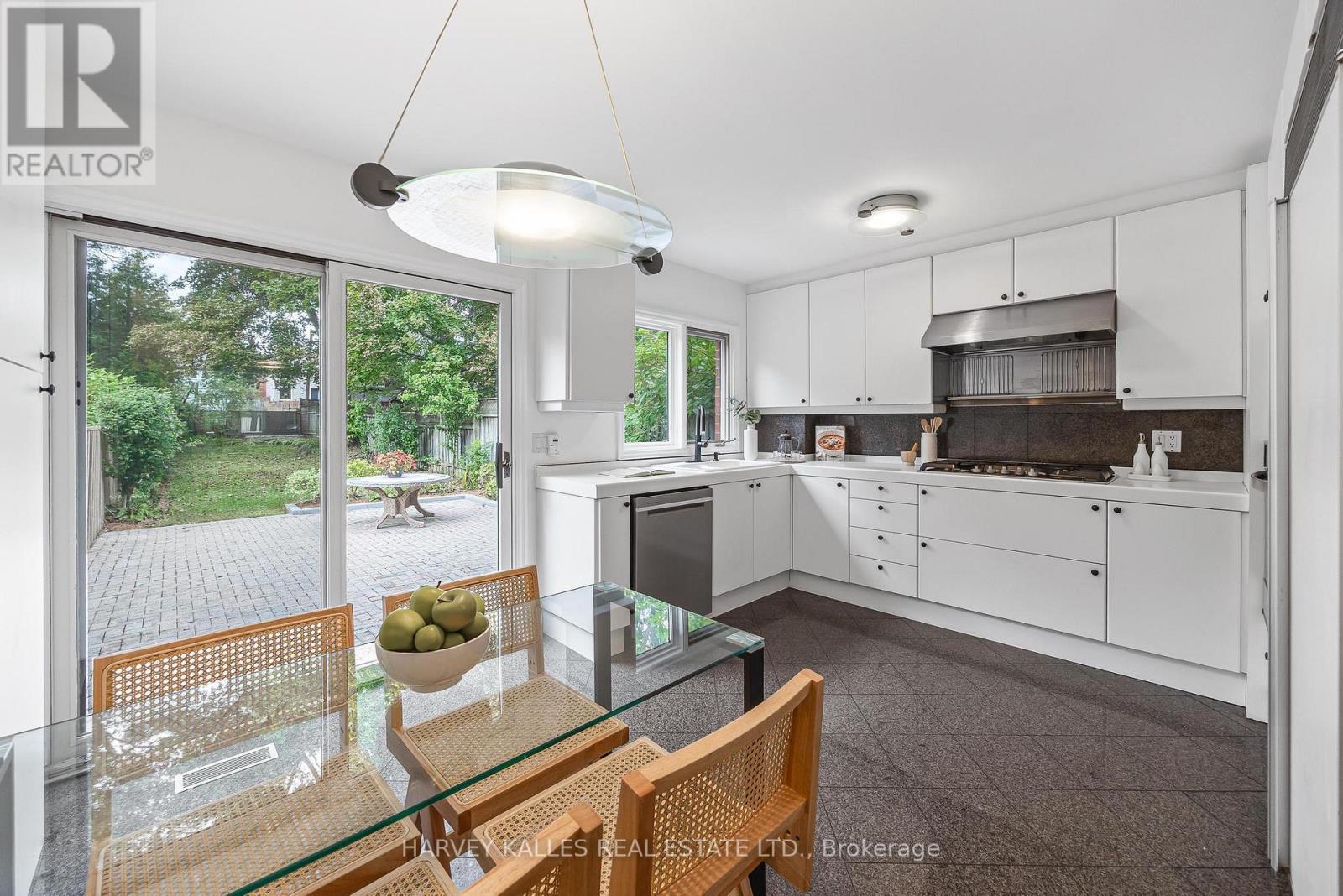 142 Keewatin Avenue, Toronto, Ontario  M4P 1Z8 - Photo 9 - C13813852