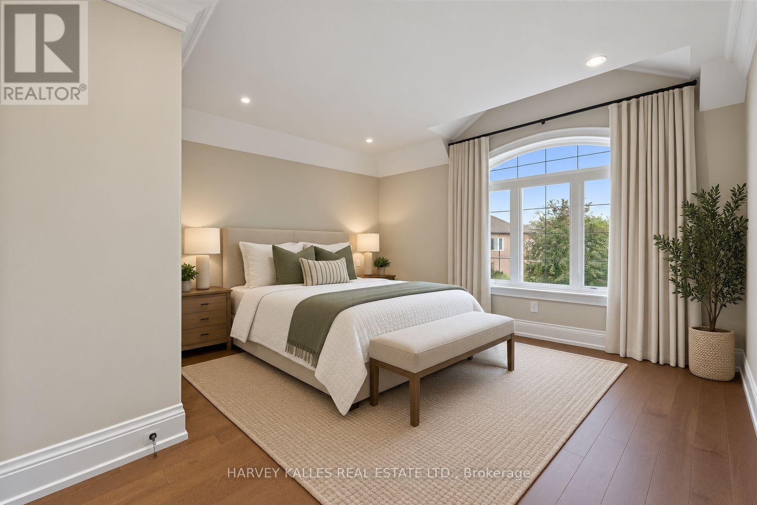 40 Sultana Avenue, Toronto, Ontario  M6A 1T1 - Photo 31 - C13813886