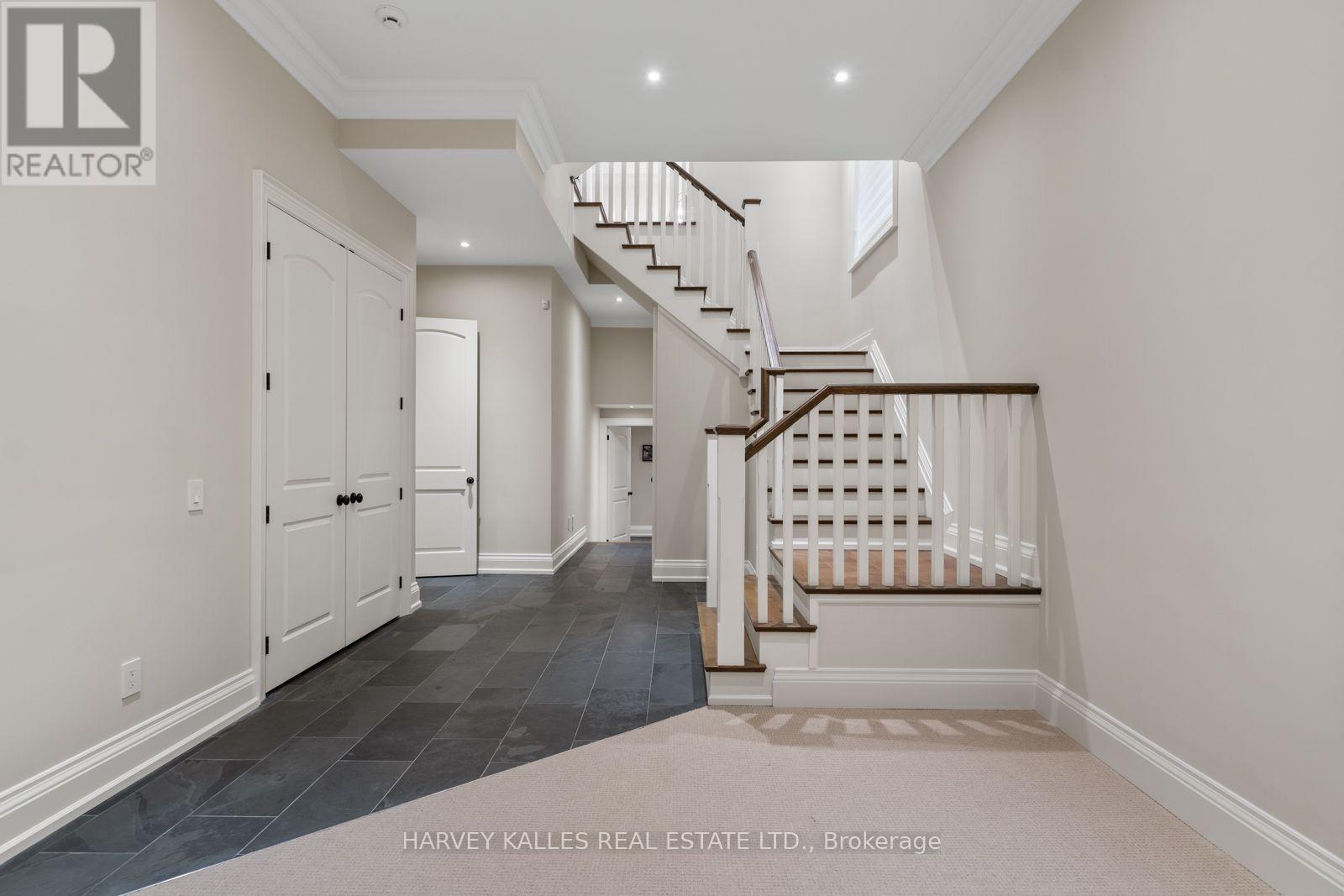 40 Sultana Avenue, Toronto, Ontario  M6A 1T1 - Photo 35 - C13813886