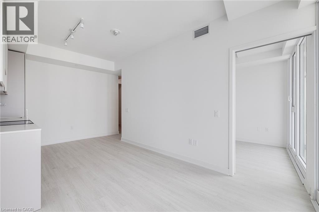 3883 Quartz Road Unit# 3912, Mississauga, Ontario  L5B 0M4 - Photo 4 - 40865355