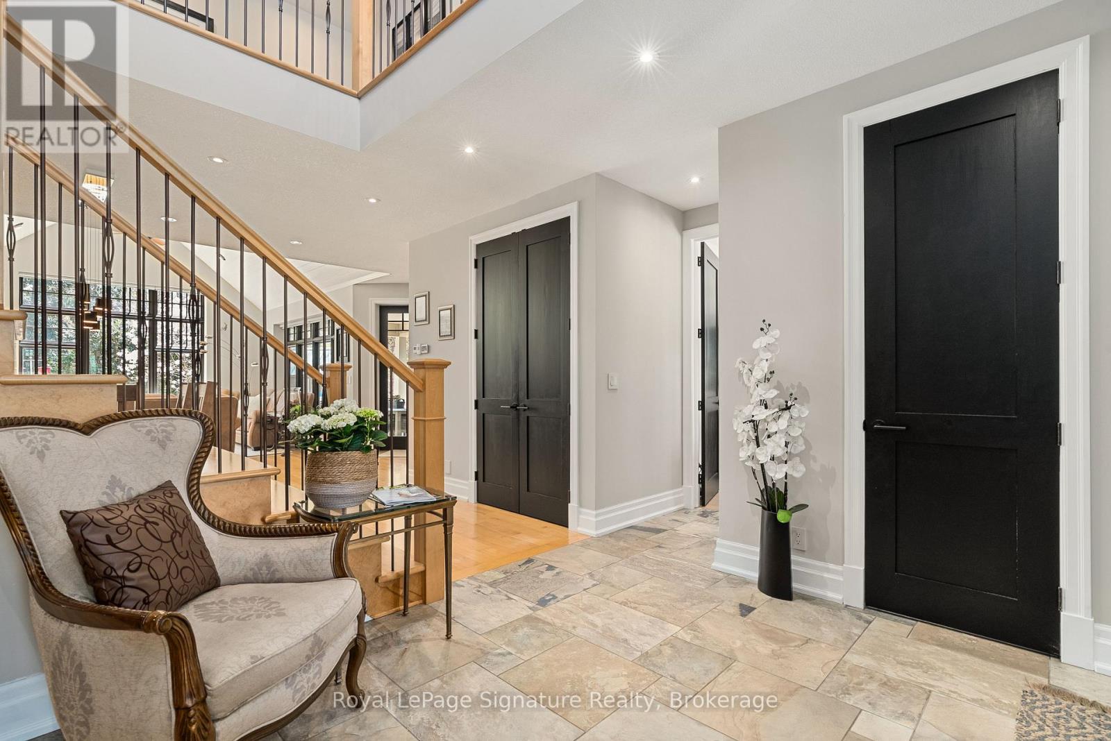 108 Mcmullen Court, Blue Mountains, Ontario  N0H 2P0 - Photo 5 - X13813864