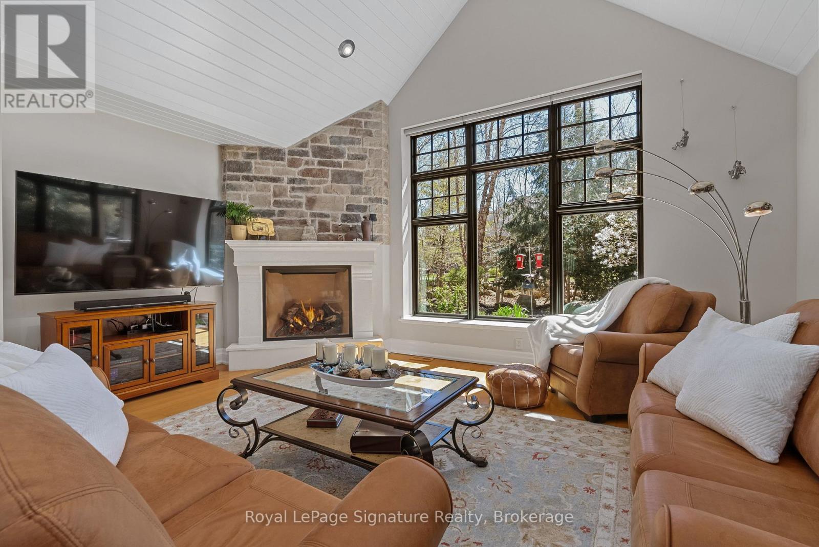 108 Mcmullen Court, Blue Mountains, Ontario  N0H 2P0 - Photo 6 - X13813864