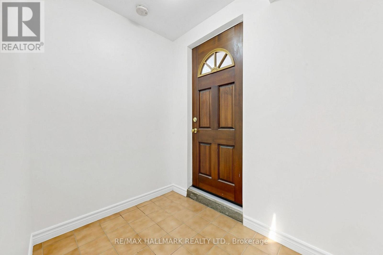 96b Laurel Avenue, Toronto, Ontario  M1K 3J9 - Photo 36 - E13813570