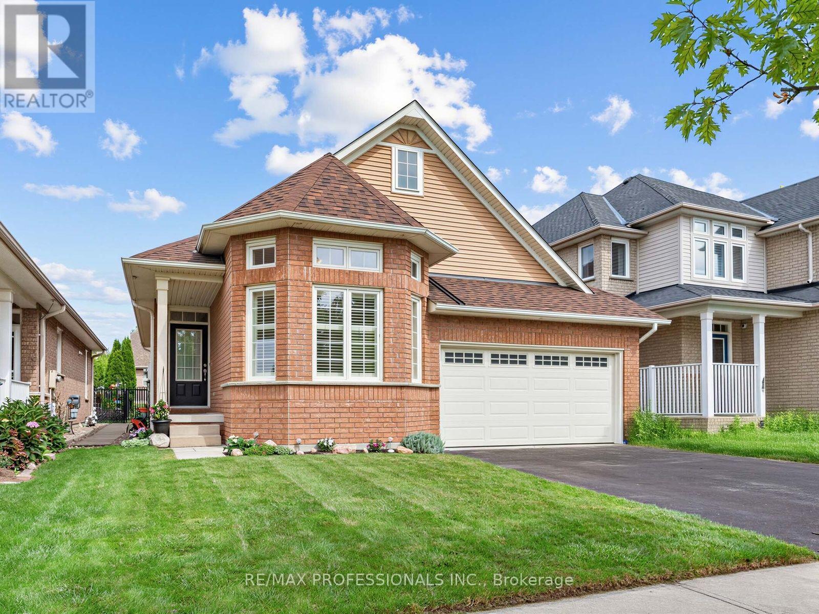 360 Britannia Avenue E, Oshawa, Ontario  L1L 0B2 - Photo 1 - E13813672
