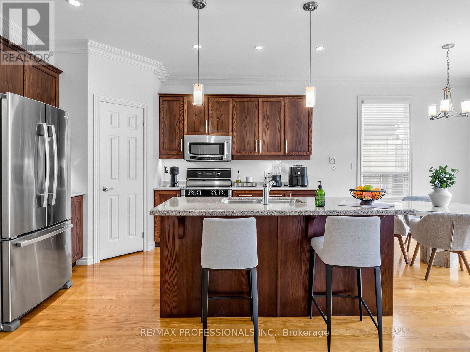 360 Britannia Avenue E, Oshawa, Ontario  L1L 0B2 - Photo 11 - E13813672