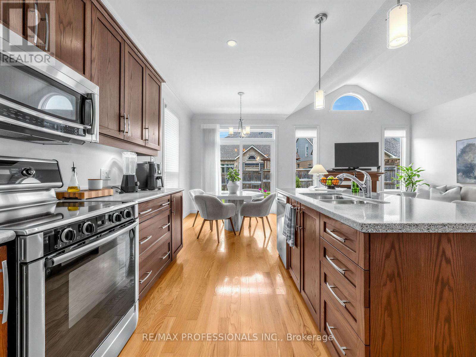 360 Britannia Avenue E, Oshawa, Ontario  L1L 0B2 - Photo 14 - E13813672