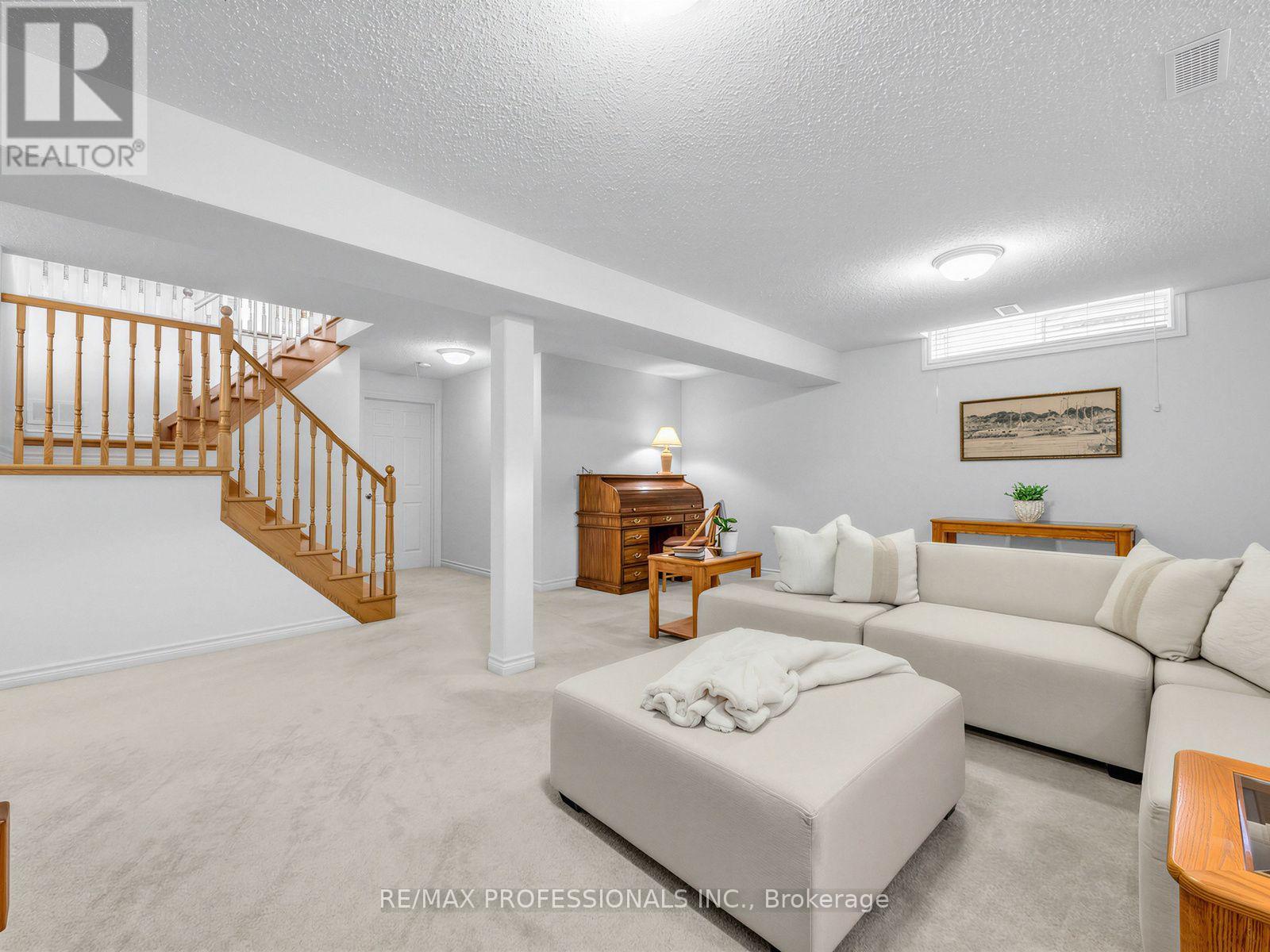 360 Britannia Avenue E, Oshawa, Ontario  L1L 0B2 - Photo 35 - E13813672
