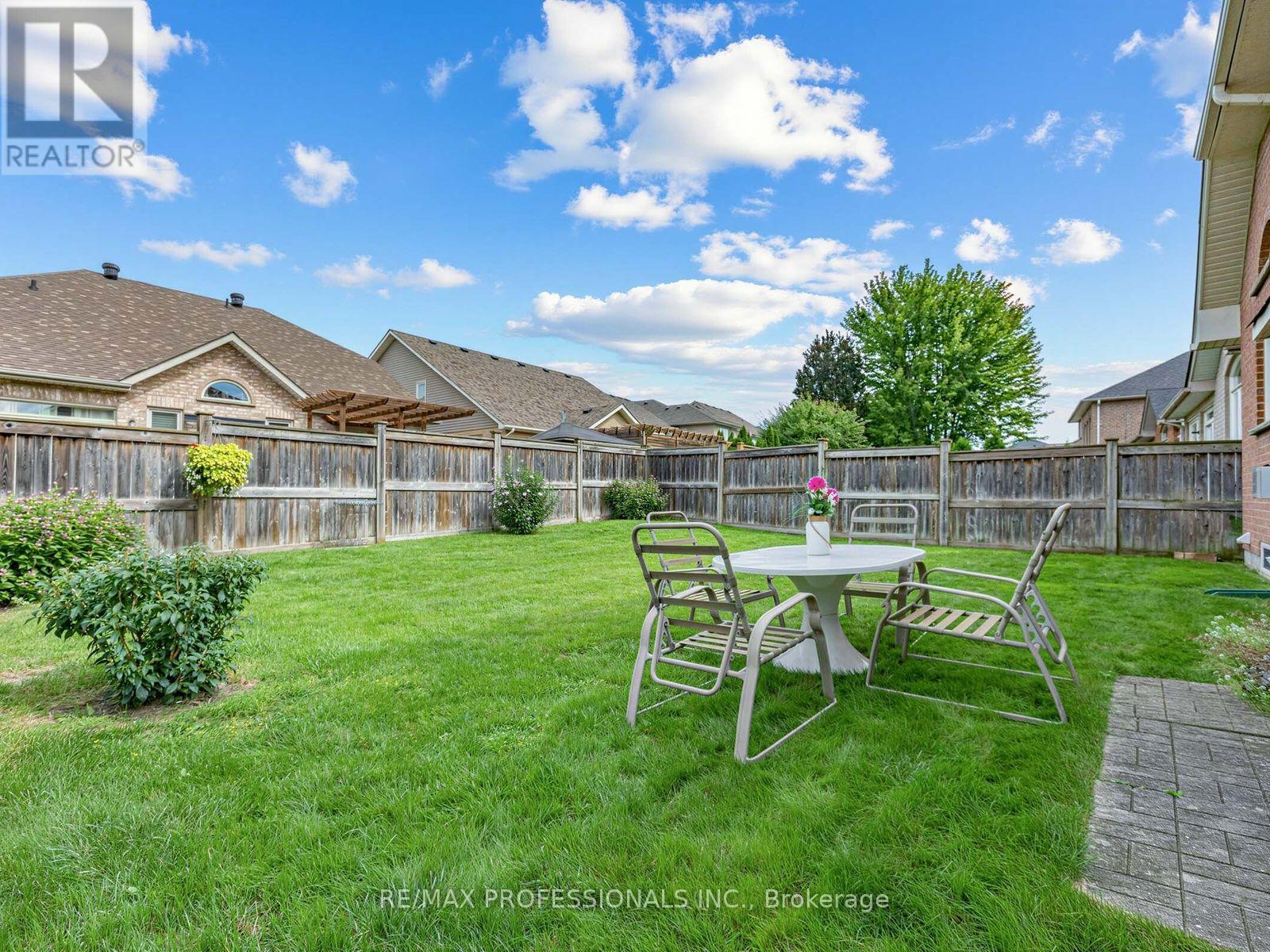 360 Britannia Avenue E, Oshawa, Ontario  L1L 0B2 - Photo 44 - E13813672