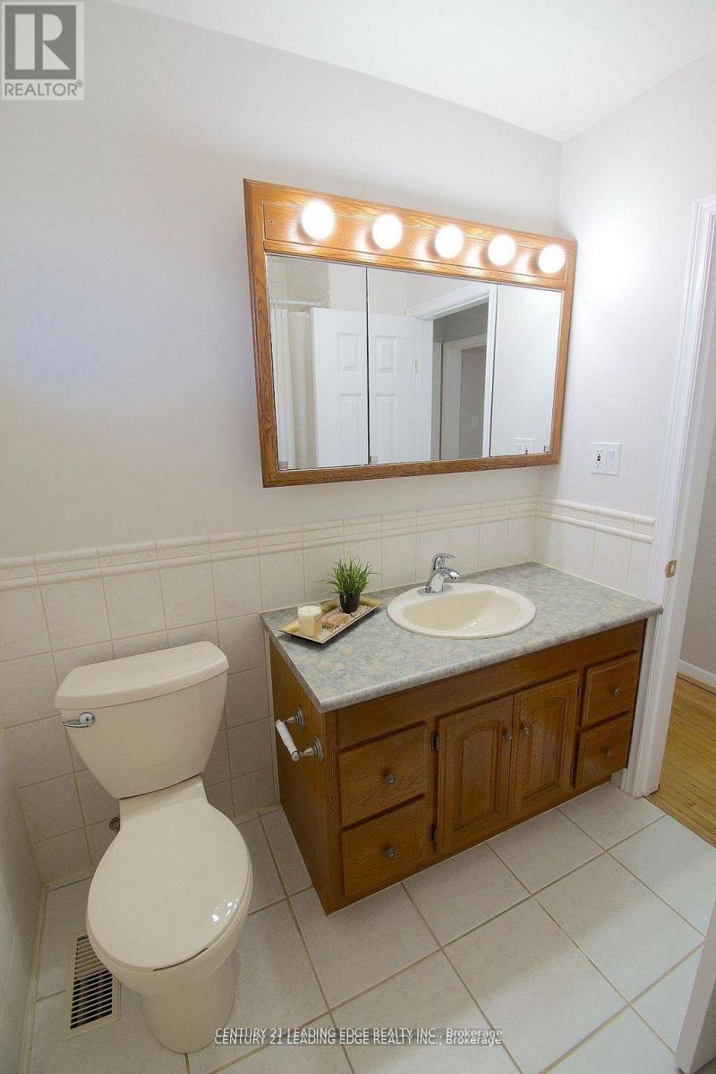 84 Allanford Road, Toronto, Ontario  M1T 2N5 - Photo 27 - E13813854