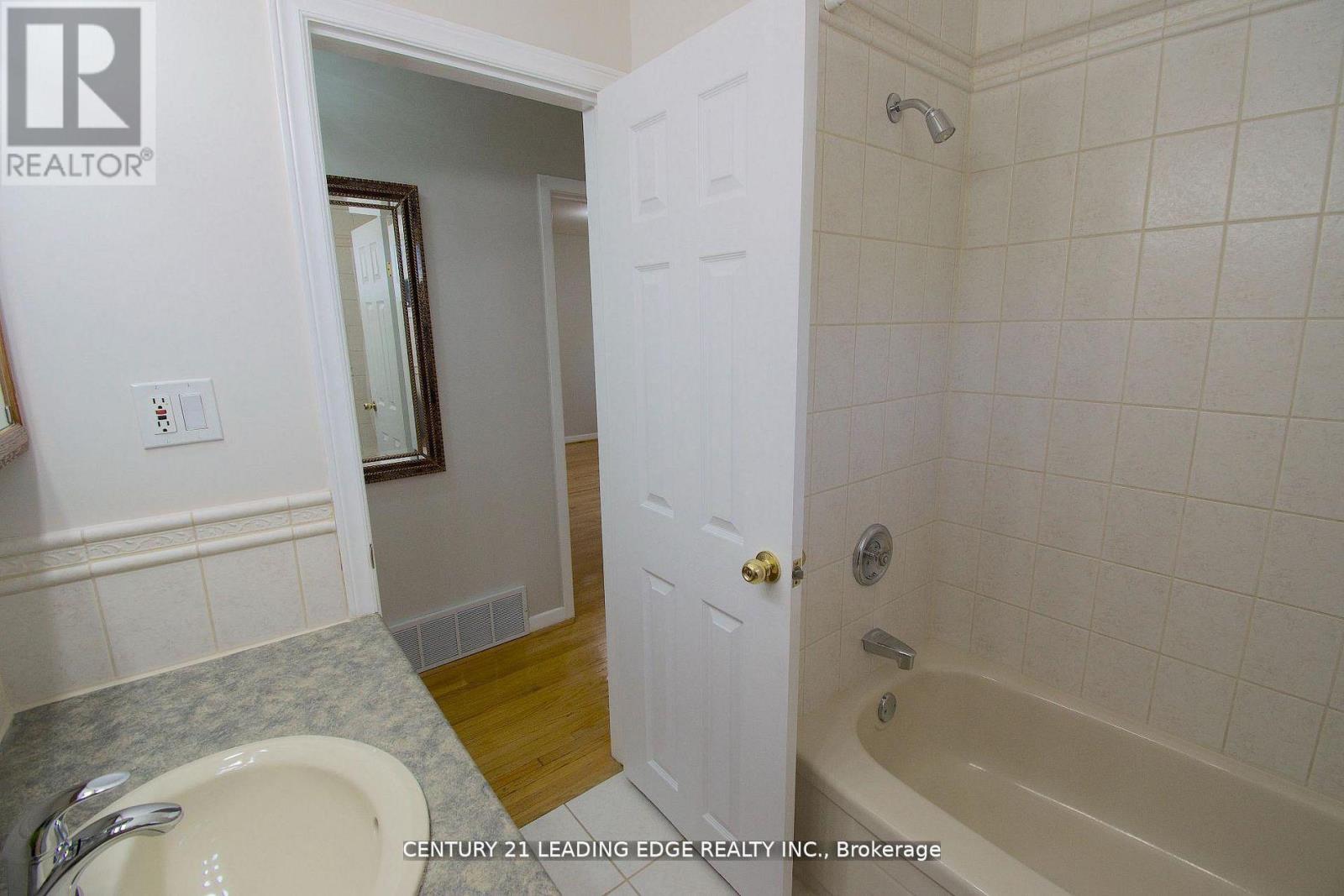 84 Allanford Road, Toronto, Ontario  M1T 2N5 - Photo 28 - E13813854