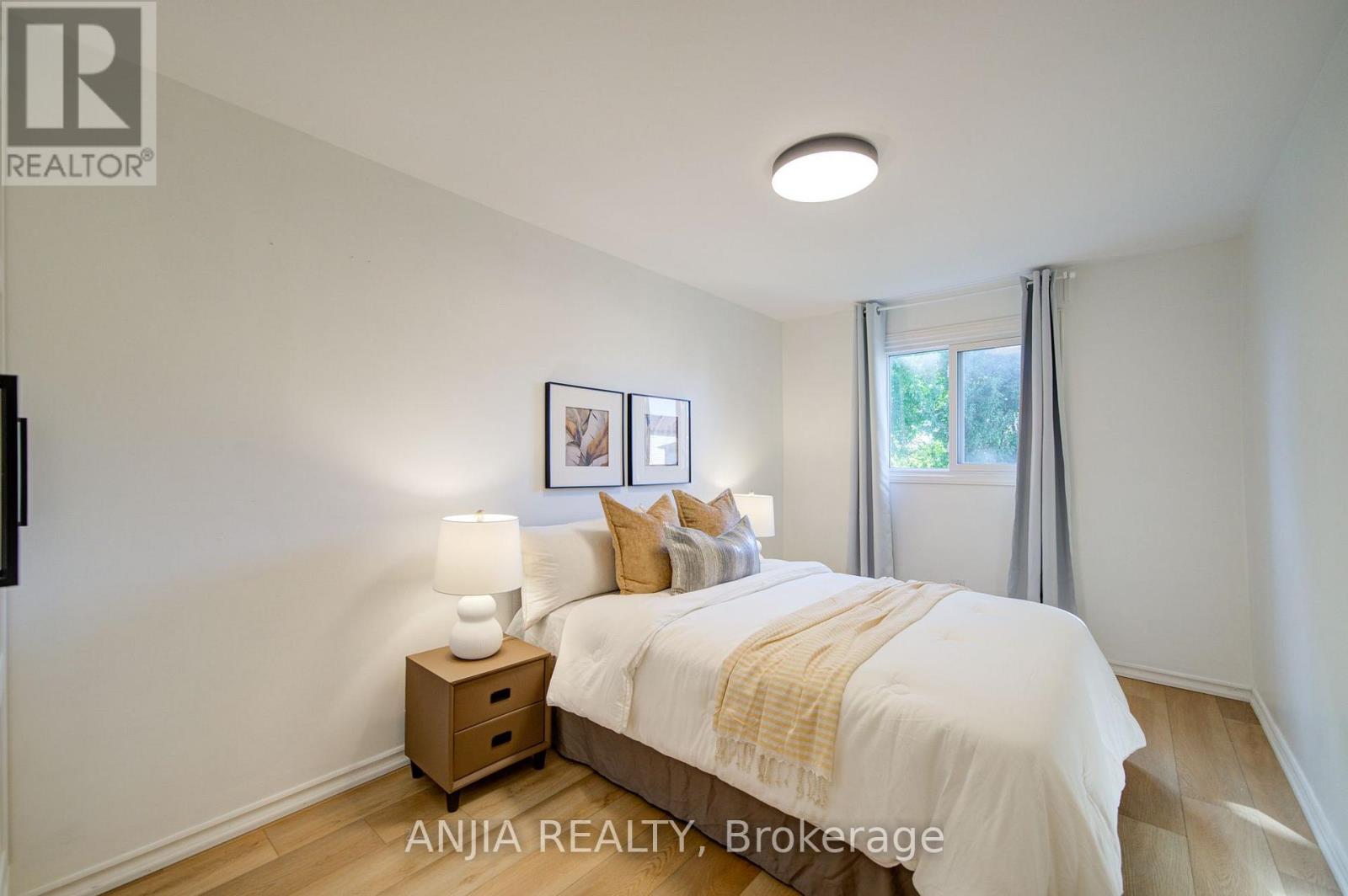 63 Enchanted Hills Crescent, Toronto, Ontario  M1V 3N9 - Photo 37 - E13813866