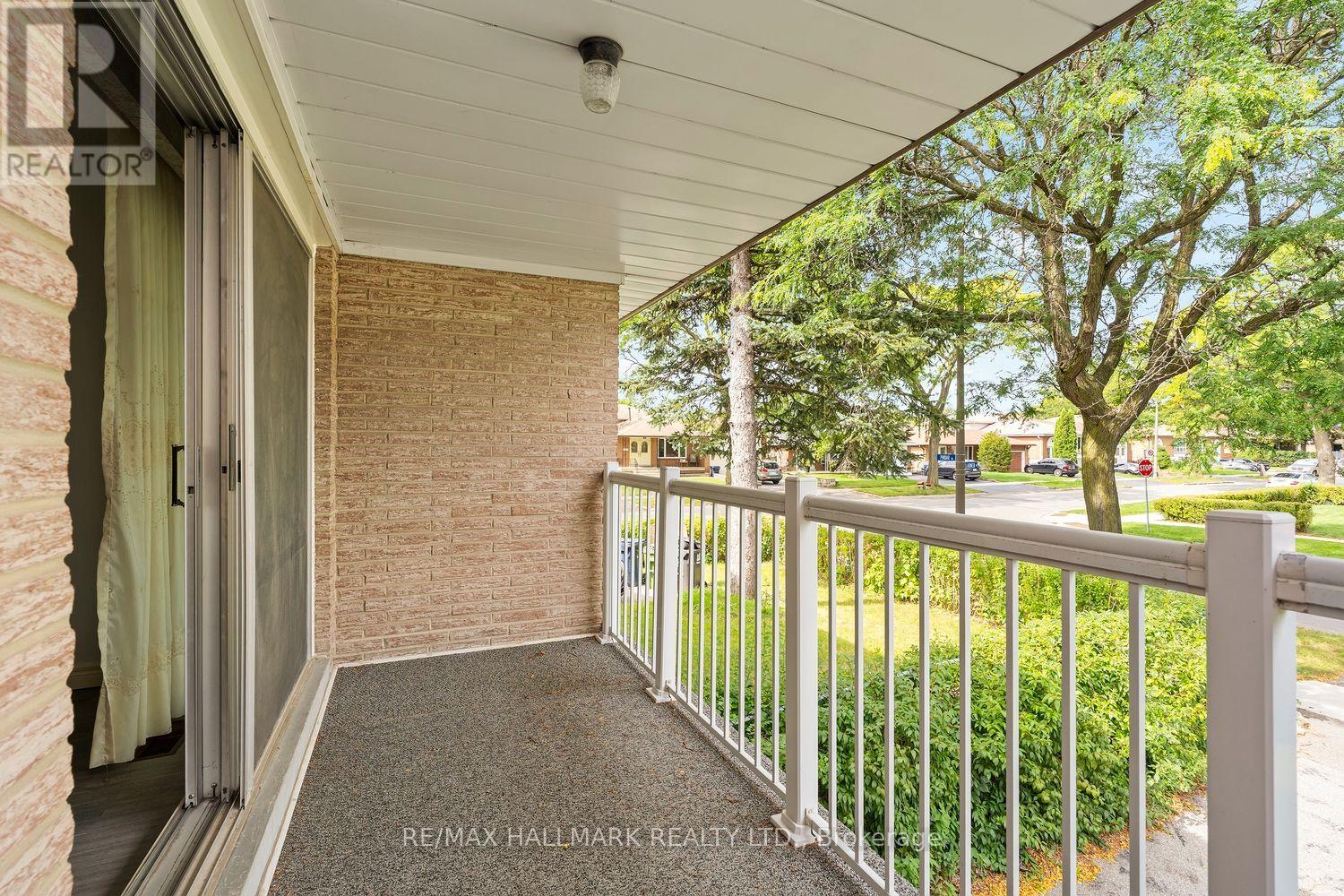 3 Pindar Crescent, Toronto, Ontario  M2J 3L3 - Photo 3 - C13800350