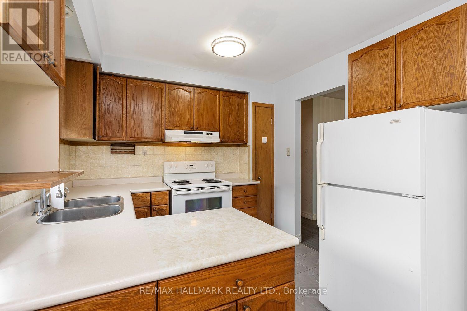 3 Pindar Crescent, Toronto, Ontario  M2J 3L3 - Photo 29 - C13800350