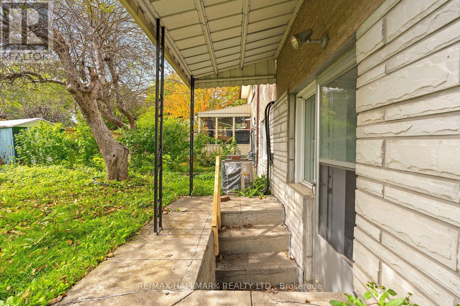 3 Pindar Crescent, Toronto, Ontario  M2J 3L3 - Photo 37 - C13800350