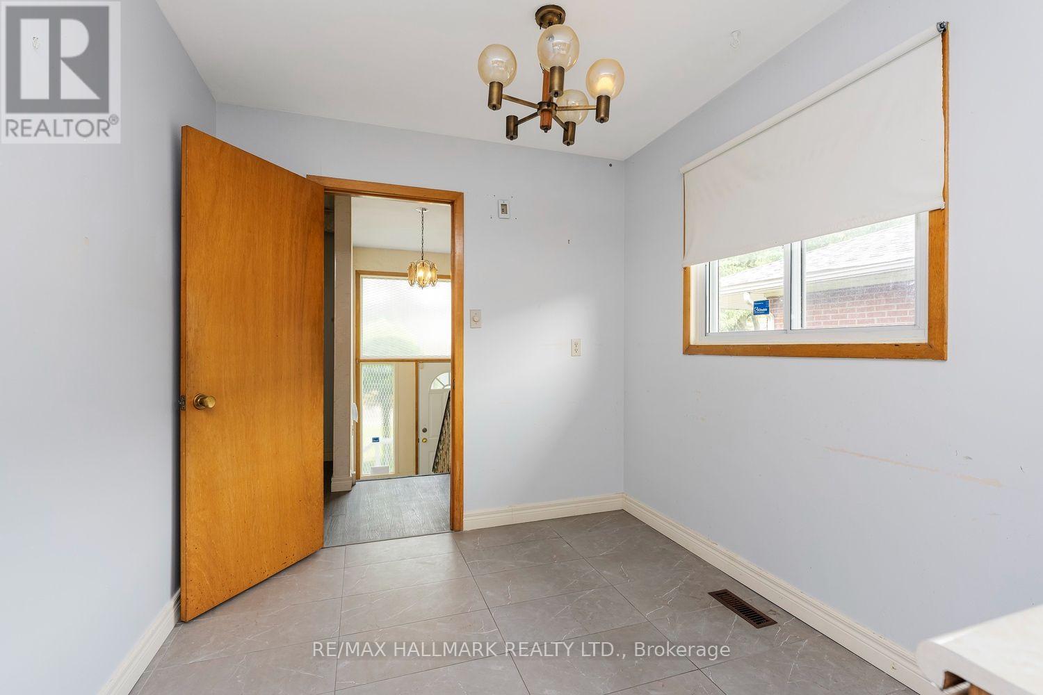 3 Pindar Crescent, Toronto, Ontario  M2J 3L3 - Photo 8 - C13800350
