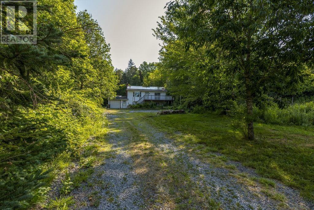 40 Mount Hanley Road photo 4