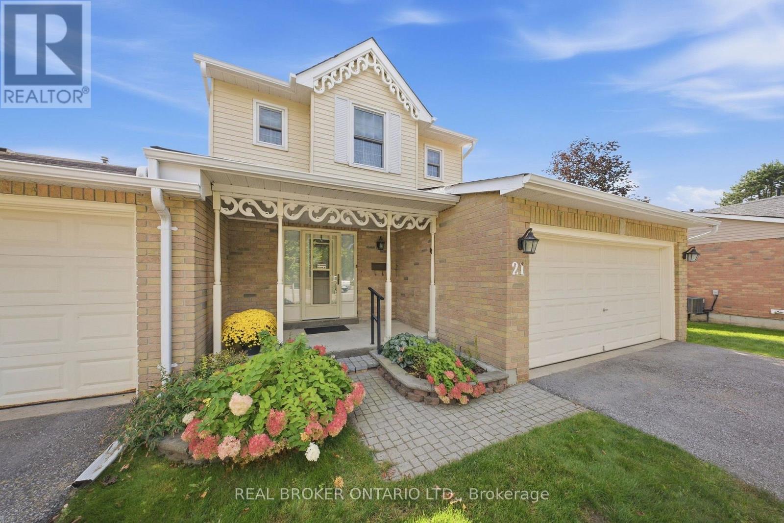 21 Adams Court, Uxbridge, Ontario  L9P 1G2 - Photo 3 - N13813620