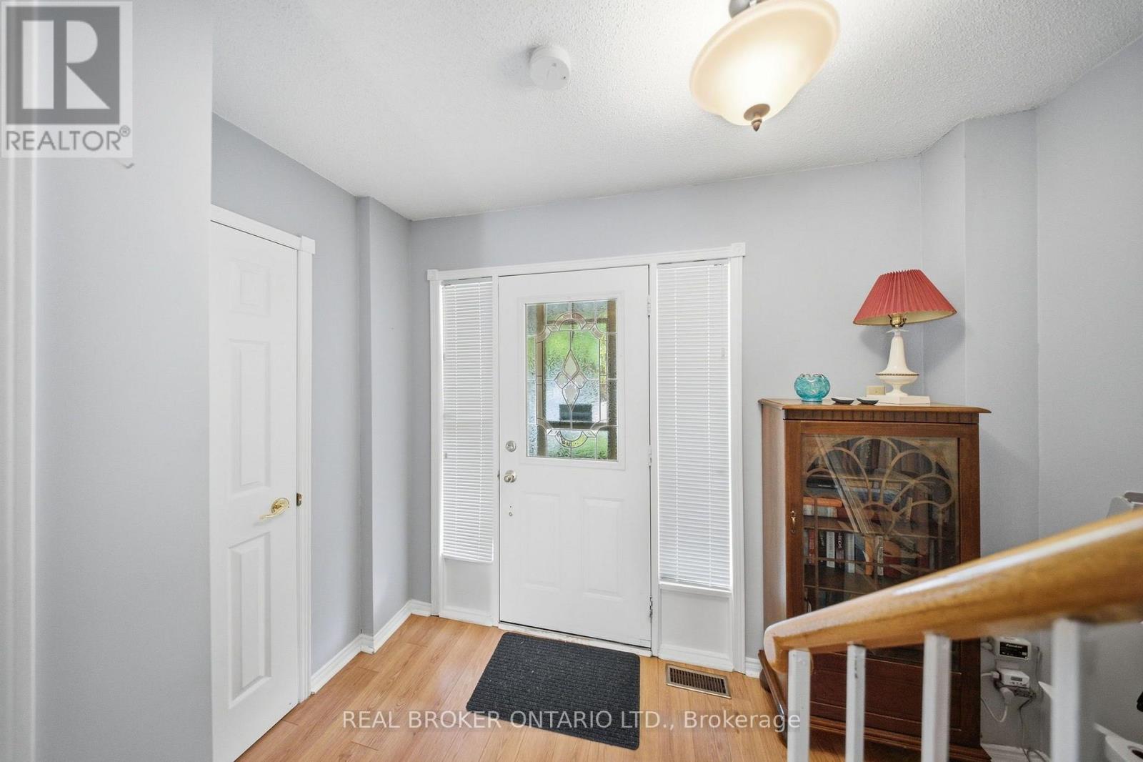 21 Adams Court, Uxbridge, Ontario  L9P 1G2 - Photo 5 - N13813620