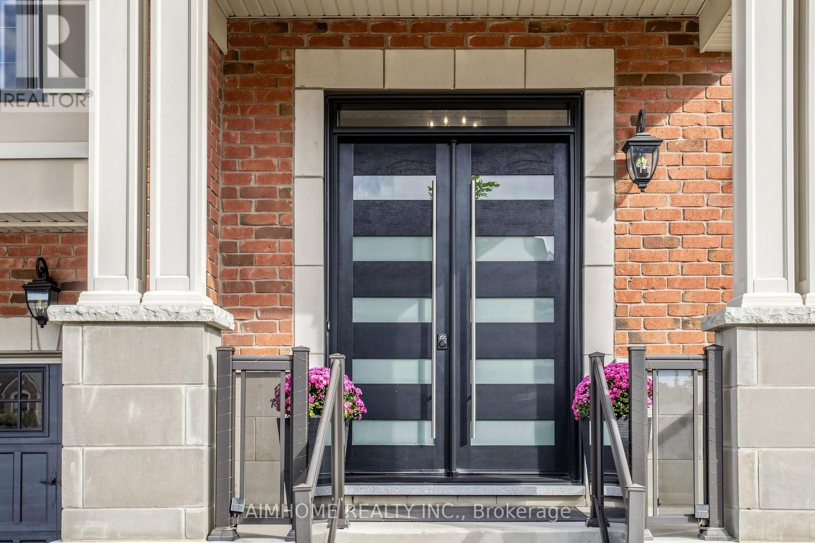 48 Pierre Berton Boulevard, Vaughan, Ontario  L0J 1C0 - Photo 2 - N13813696