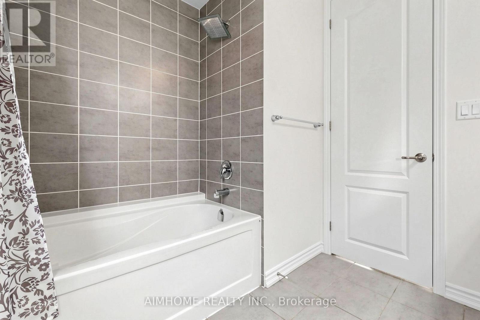 48 Pierre Berton Boulevard, Vaughan, Ontario  L0J 1C0 - Photo 31 - N13813696