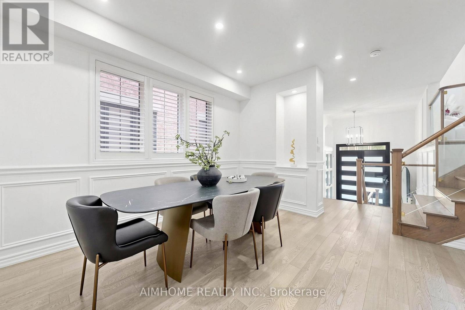 48 Pierre Berton Boulevard, Vaughan, Ontario  L0J 1C0 - Photo 4 - N13813696