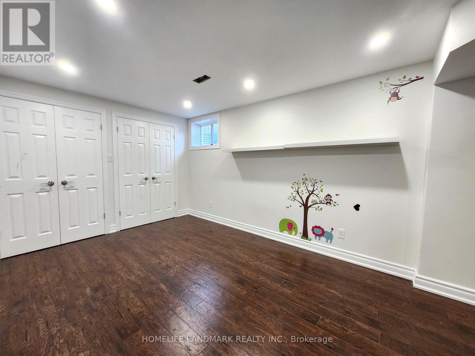 8 Church View Avenue, Markham (Victoria Manor-Jennings Gate), Ontario  L6C 0L6 - Photo 14 - N13813876