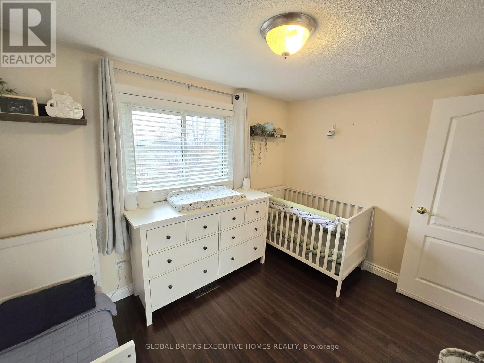 Main - 27 Browning Trail, Barrie (Letitia Heights), Ontario  L4N 5A5 - Photo 19 - S13813596