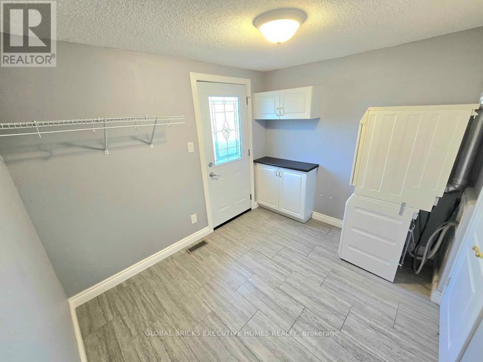 Main - 27 Browning Trail, Barrie (Letitia Heights), Ontario  L4N 5A5 - Photo 21 - S13813596