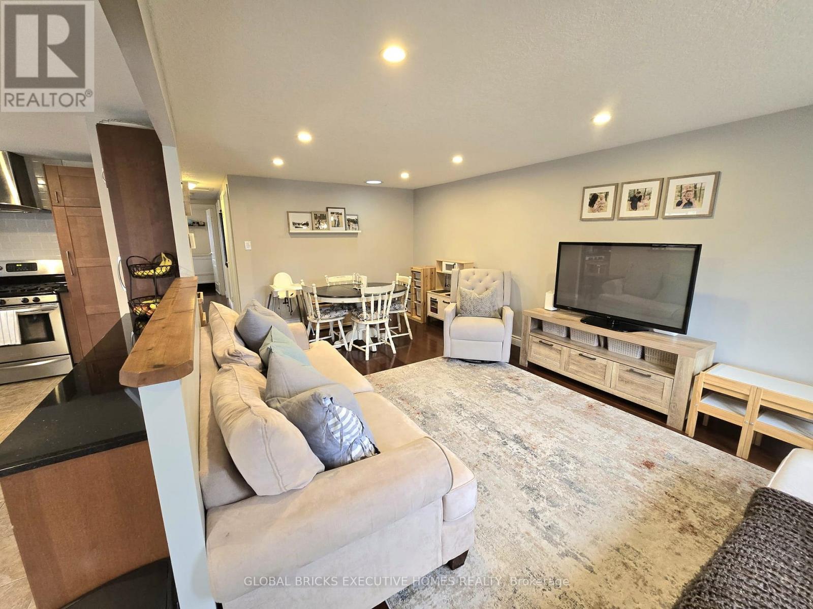 Main - 27 Browning Trail, Barrie (Letitia Heights), Ontario  L4N 5A5 - Photo 5 - S13813596