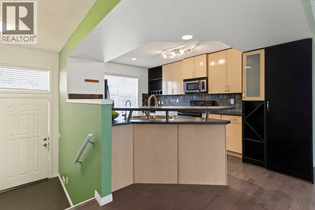 3240 New Brighton Gardens SE