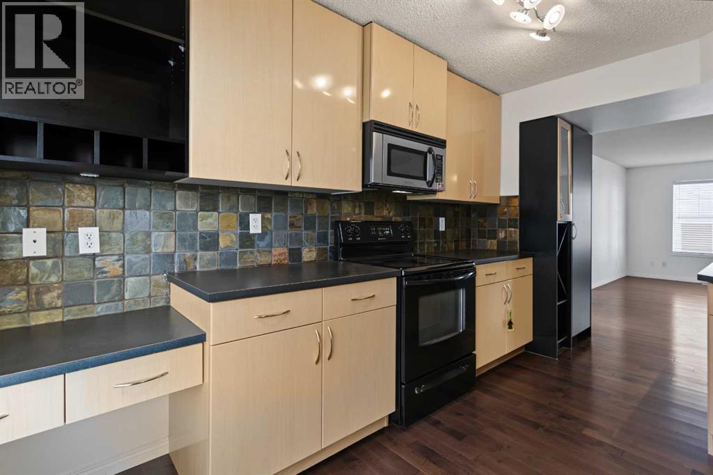 3240 New Brighton Gardens SE