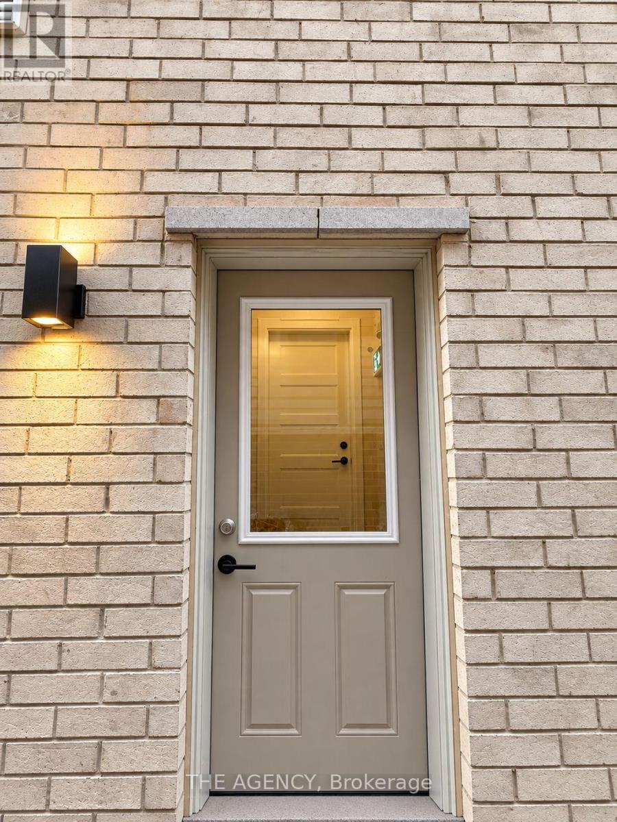 1250 Stirling Todd Terrace, Milton, Ontario  L9E 2E5 - Photo 3 - W13813624
